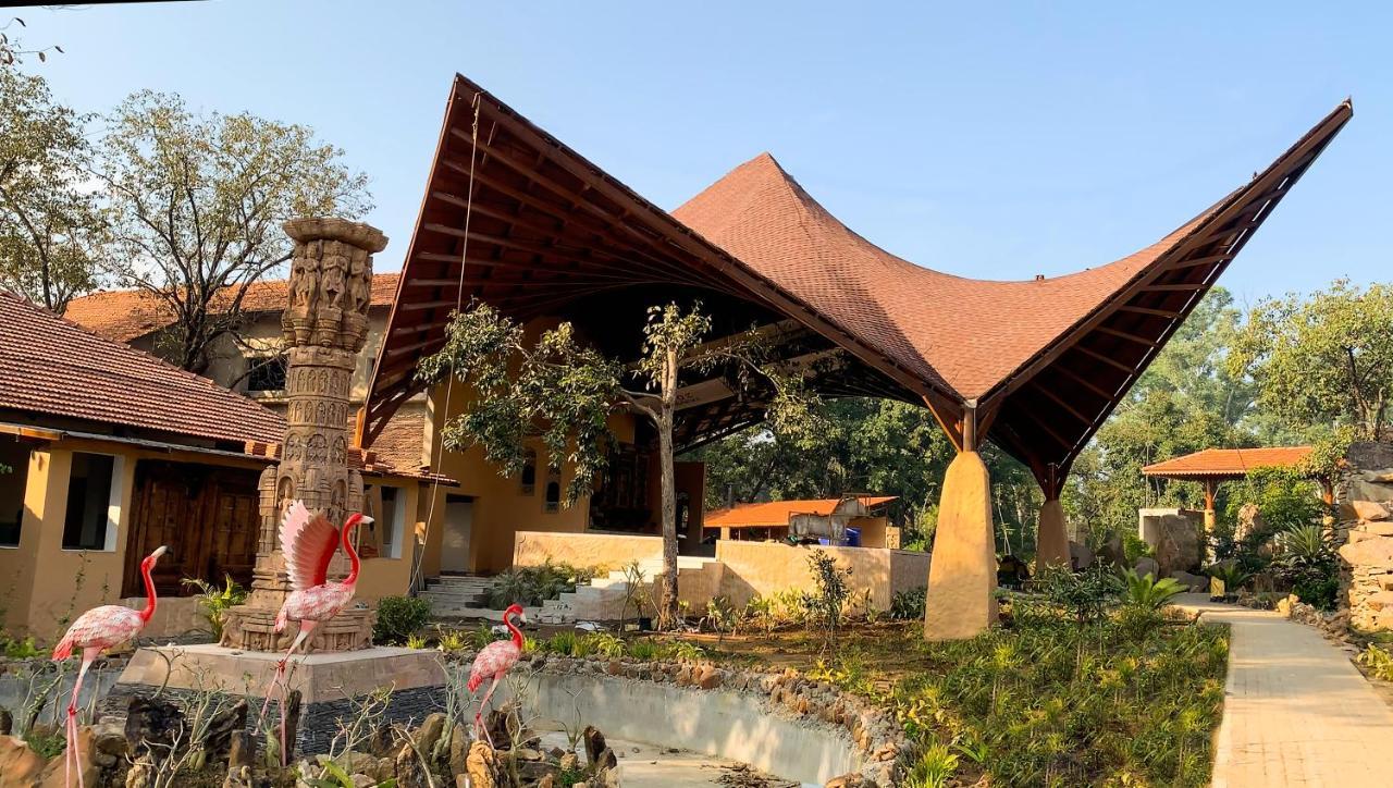 Serendipity Lakes And Resorts Tamia Exterior photo